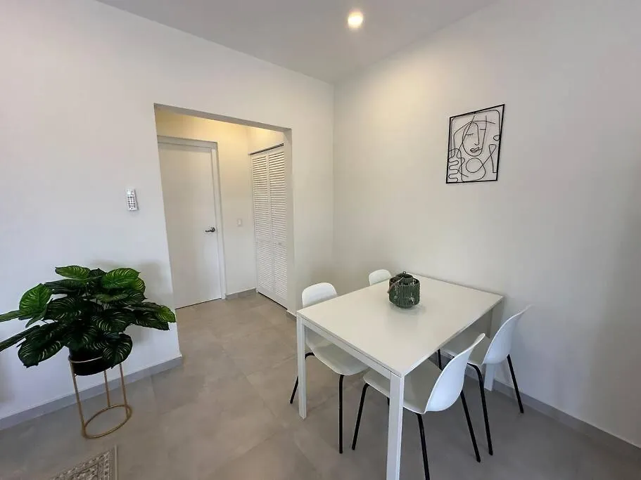 Cozy One-Bedroom Apartment Noord